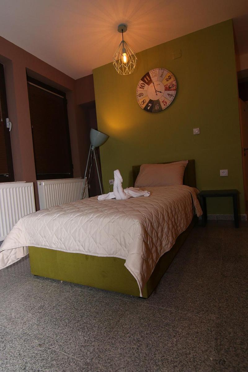 Hotel Korzo บิโตลา ภายนอก รูปภาพ