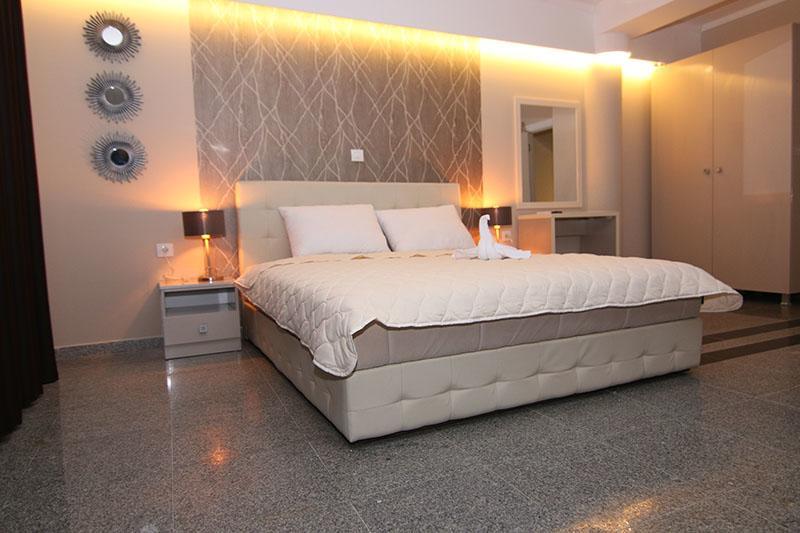 Hotel Korzo บิโตลา ภายนอก รูปภาพ