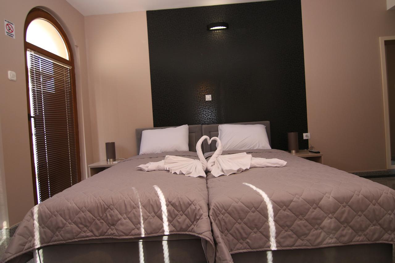 Hotel Korzo บิโตลา ภายนอก รูปภาพ