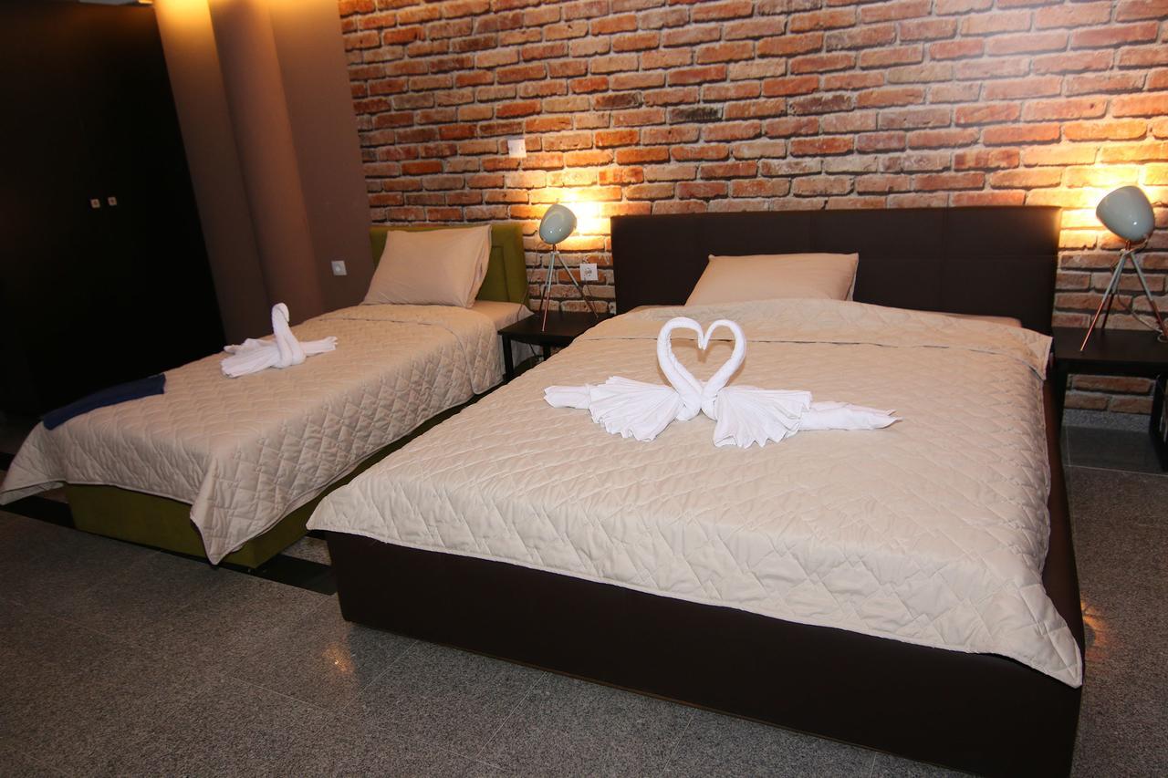 Hotel Korzo บิโตลา ภายนอก รูปภาพ