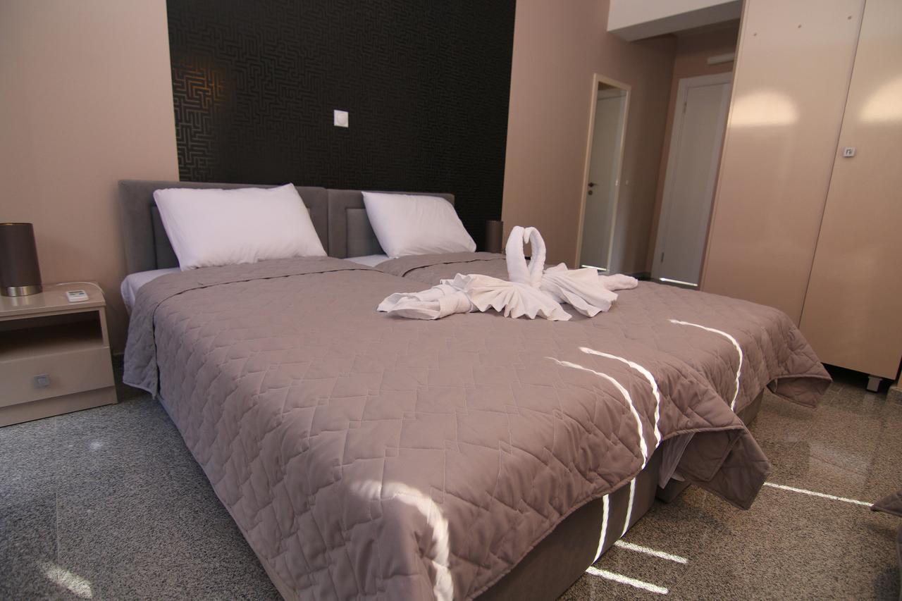 Hotel Korzo บิโตลา ภายนอก รูปภาพ