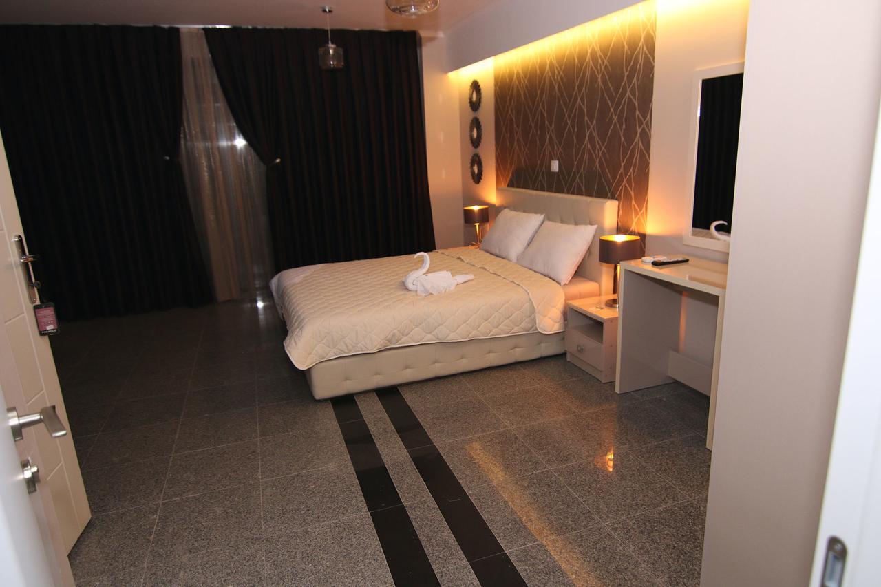 Hotel Korzo บิโตลา ภายนอก รูปภาพ