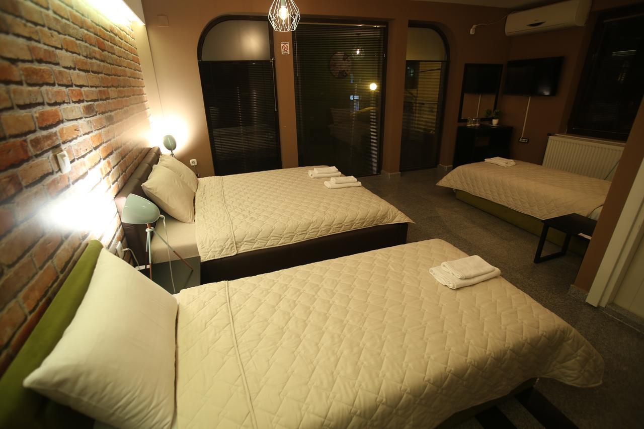 Hotel Korzo บิโตลา ภายนอก รูปภาพ